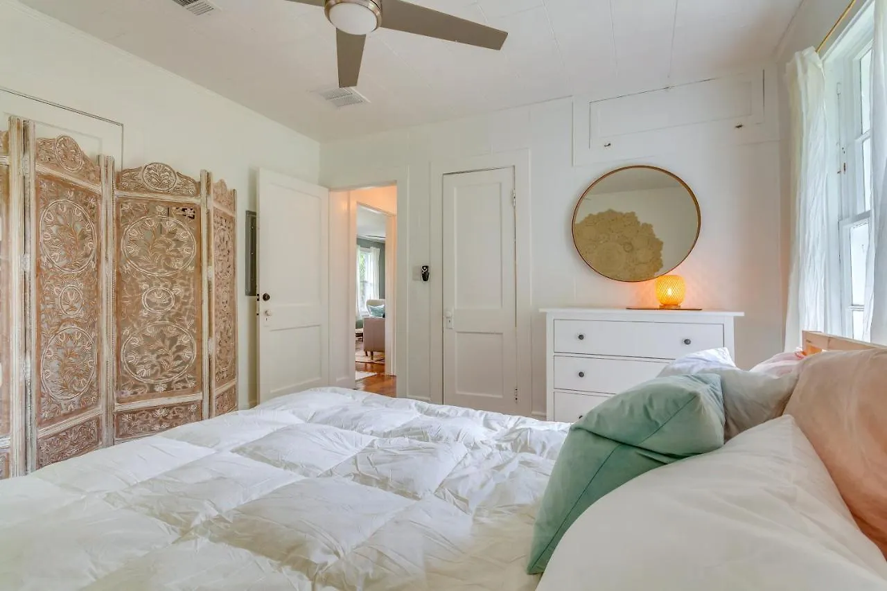 Downtown Pensacola Vacation Rental With Deck And Grill