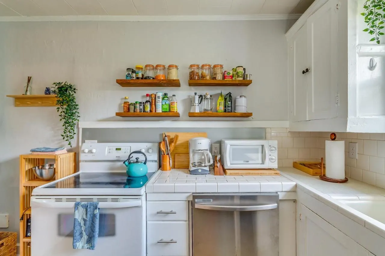 Downtown Pensacola Vacation Rental With Deck And Grill 0*,  United States