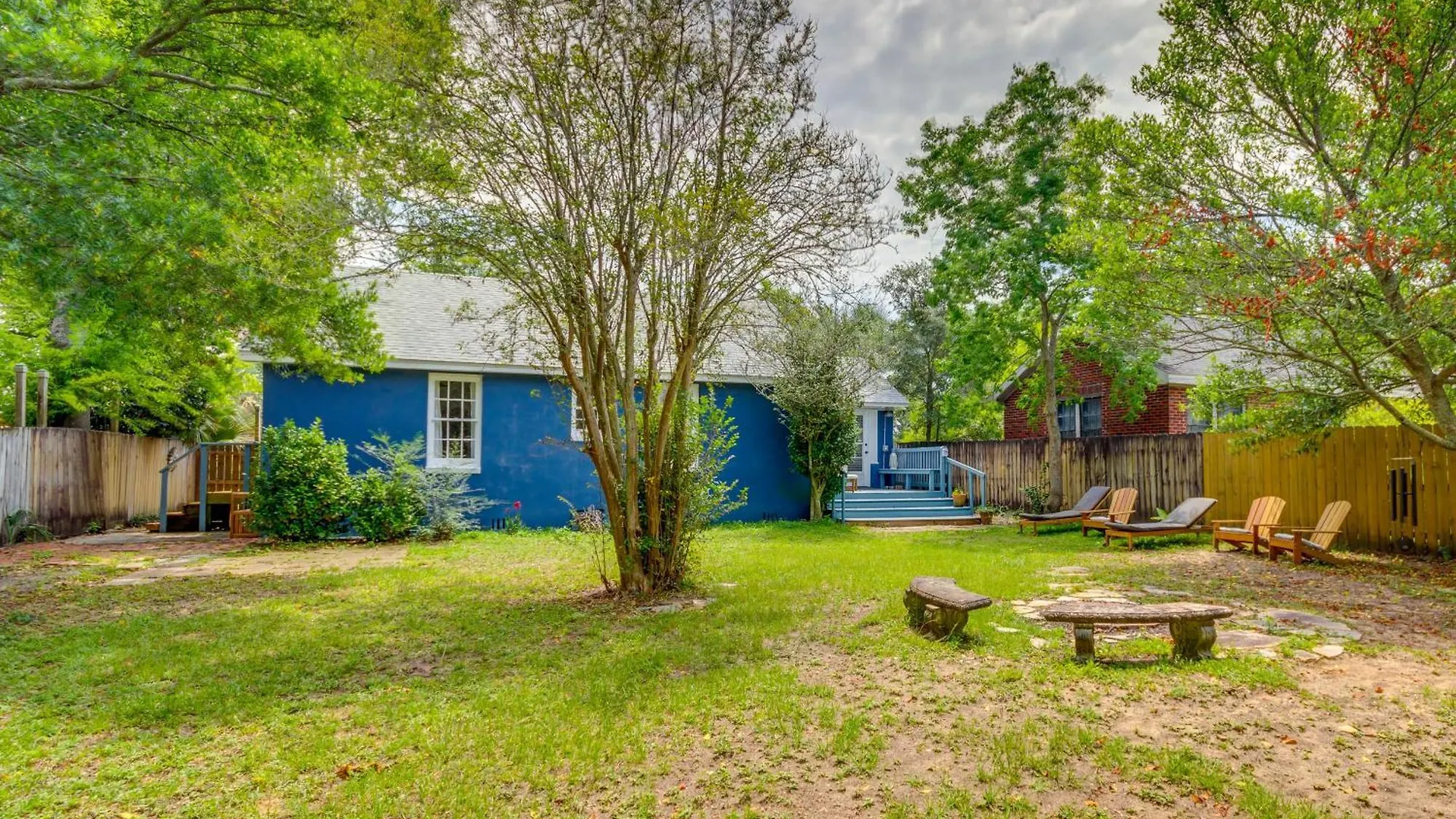 Downtown Pensacola Vacation Rental With Deck And Grill 0*,
